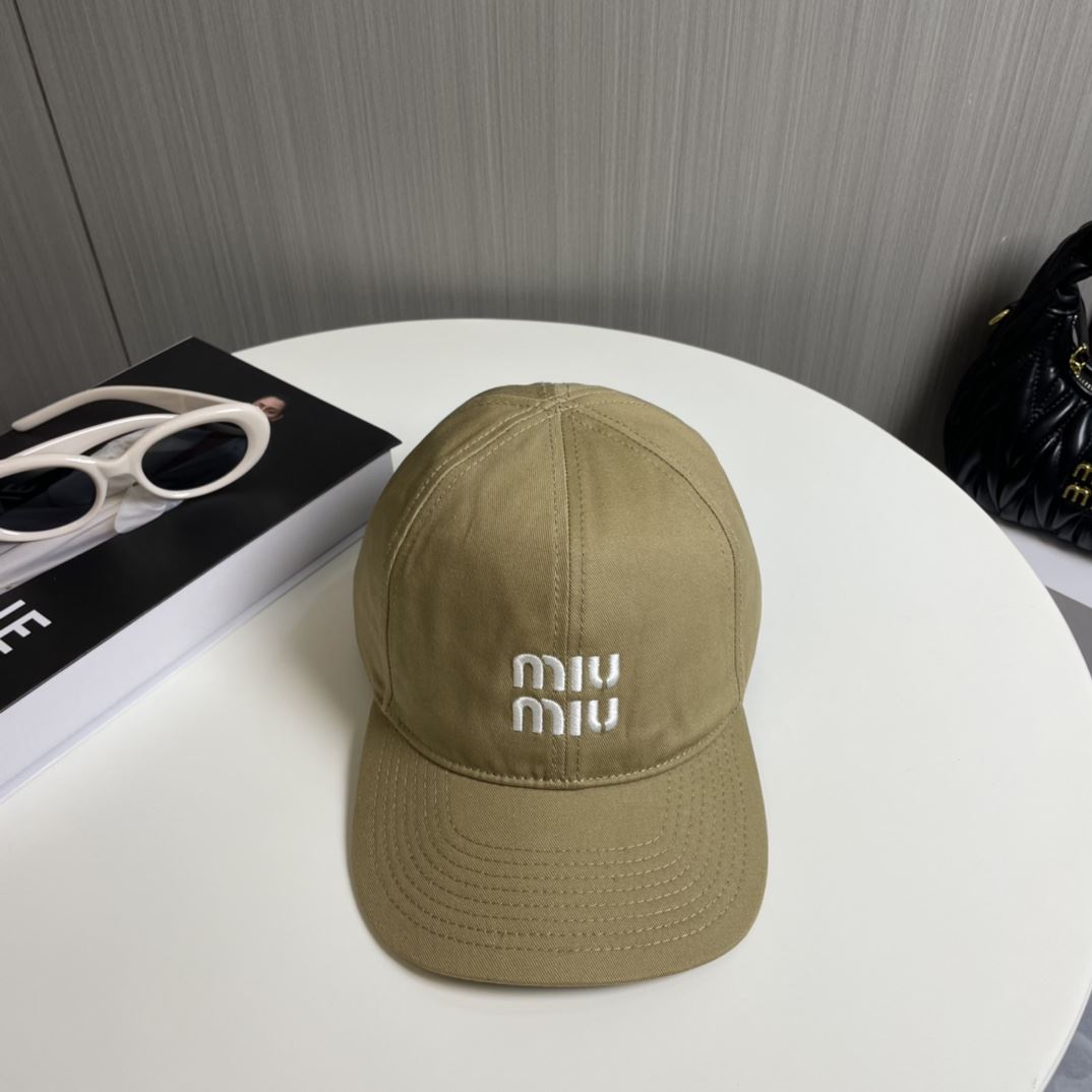 Miu Miu Caps